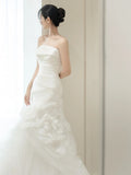 Plain Wedding Dresses Mermaid Strapless White Sleeveless Pleated Brides Dress Fitted Bridal Gowns HZ0311