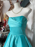 Simple Ball Gown Strapless Green Satin Short 16th Birthday Dress Middle School Homecoming Dresses Cocktail Gown HZ0311