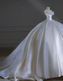 Timeless Wedding Dresses Ball Gown Strapless Satin Pleated Brides Dress With Corset Fitted Long Bridal Gowns HZ0311