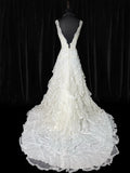 Rustic Long Wedding Gowns 70s Unique Ball Gown V Neckline Bohemian Style for Bride With Lace Fitted Petite/Plus Size Bridal Gown HZ0311
