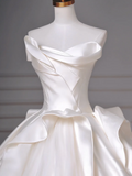 Timeless Wedding Dresses Ball Gown Strapless Satin Tulle Pleated Brides Dress Style For Brides With Pleated Corset Fitted Long Bridal Gowns HZ0311