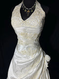 Timeless Long Wedding Gowns 70s Ideas Classy A line Halter Dresses Bohemian Style for Bride With Fitted Pleated Bridal Gown HZ0311