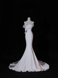 Classic Long Wedding Gowns Mermaid Strapless Style for Bride With Pleated Bodice Train White Bridal Dress HZ0311