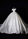 Princess Long Wedding Gowns Ball Gown Sweetheart Sleeveless Satin for Bride With Pleated Train White Bridal Dress HZ0311