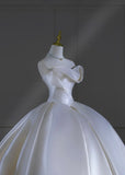 Romantic Long Wedding Dresses White Ball Gown Sweetheart Long Wedding Dress Style For Brides Fitted With Train Bridal Gowns HZ0311