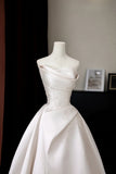 Whimsical Ball Gown Strapless Fitted Long Satin Wedding Dress Bride Gowns Wedding Dresses HZ0311