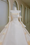 Romantic Women's Ball Gown Strapless With Appliqued Long Sleeves White Lace Satin Sweep Train Wedding Dresses HZ0311