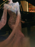 Luxurious Wedding Dresses Mermaid Scoop Neck Long Sleeves Pink With Cape Sequins Brides Dress For Brides Fitted Bridal Gowns HZ0311