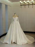Princess Ball Gown Sweetheart Sleeveless Satin Fitted Corset Long Wedding Dress Bride Gowns White Wedding Dresses HZ0311
